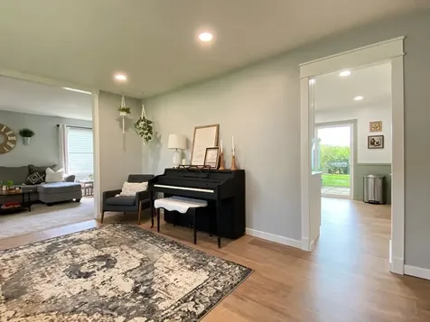 136 Saugatuck Road Montgomery IL 60538