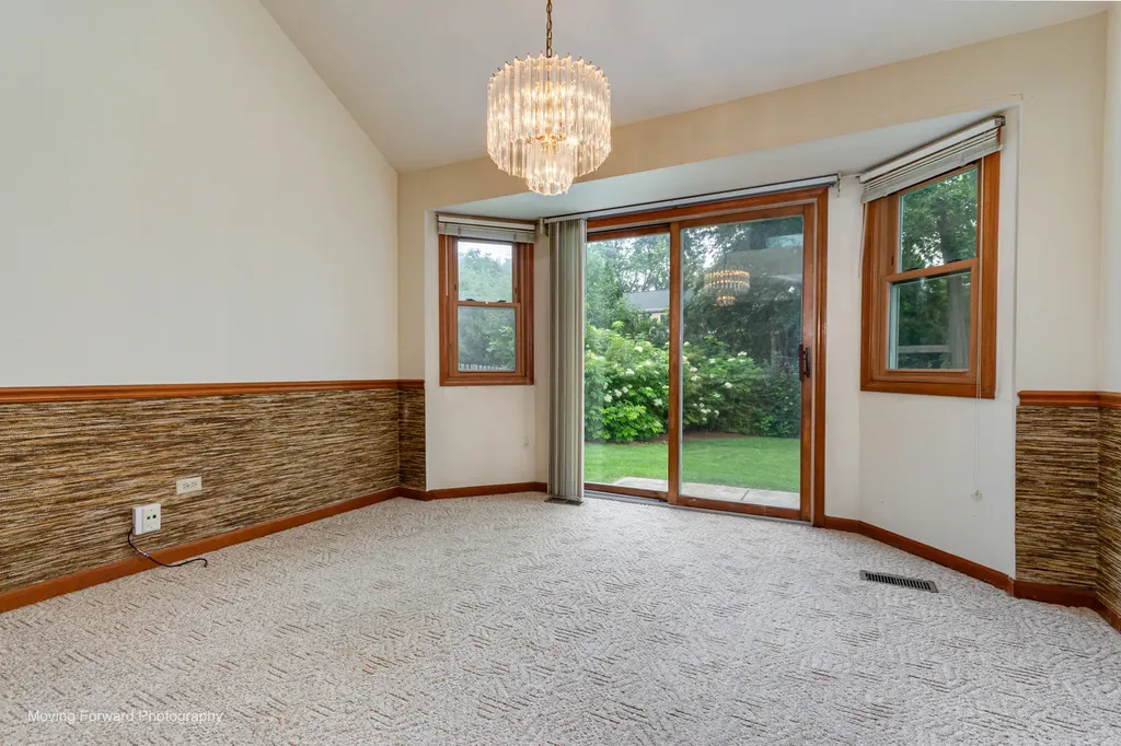 69 North Lambert Road Glen Ellyn IL 60137