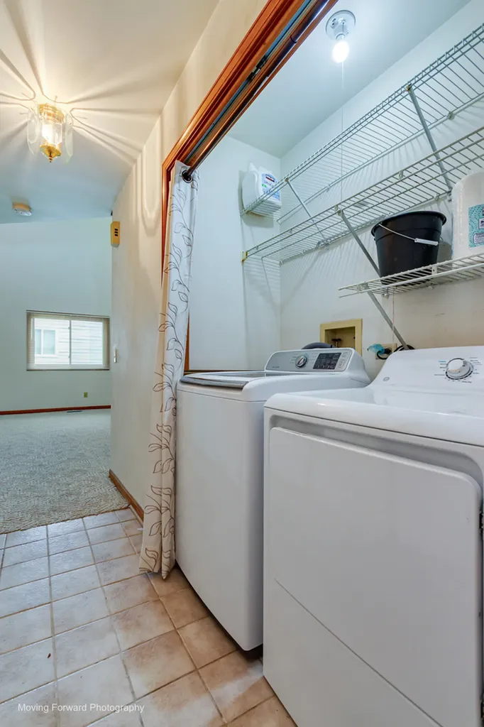 69 North Lambert Road Glen Ellyn IL 60137