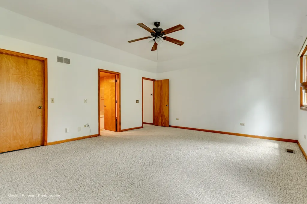 69 North Lambert Road Glen Ellyn IL 60137