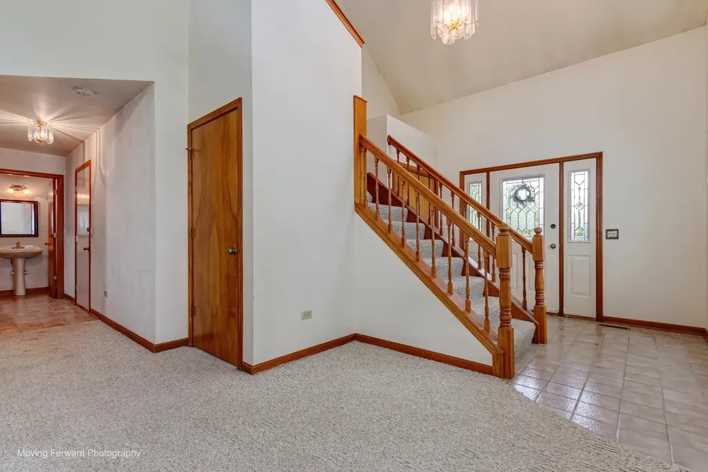 69 North Lambert Road Glen Ellyn IL 60137