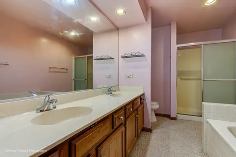 69 North Lambert Road Glen Ellyn IL 60137
