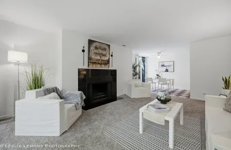 1833 Four Lakes Avenue Lisle IL 60532