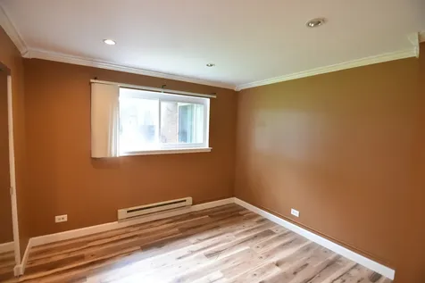 1910 West Hatherleigh Court Mount Prospect IL 60056