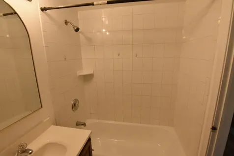 1910 West Hatherleigh Court Mount Prospect IL 60056