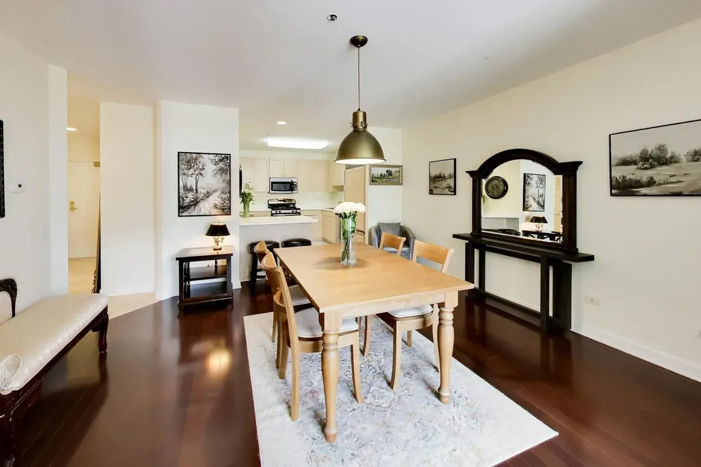 1107 Greenleaf Avenue Wilmette IL 60091