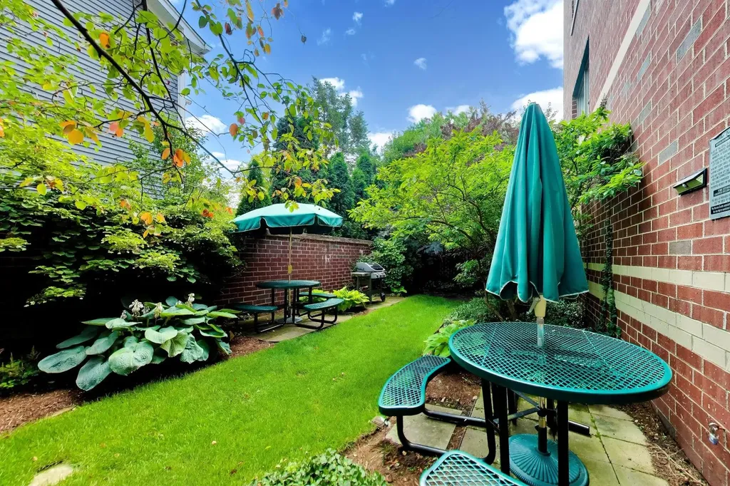 1107 Greenleaf Avenue Wilmette IL 60091