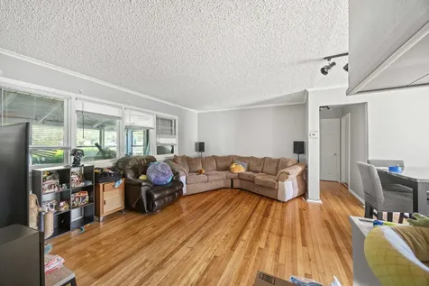 217 East Juliette Street Thornton IL 60476