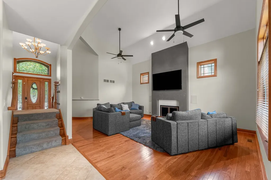 10838 Moose Lane Orland Park IL 60467