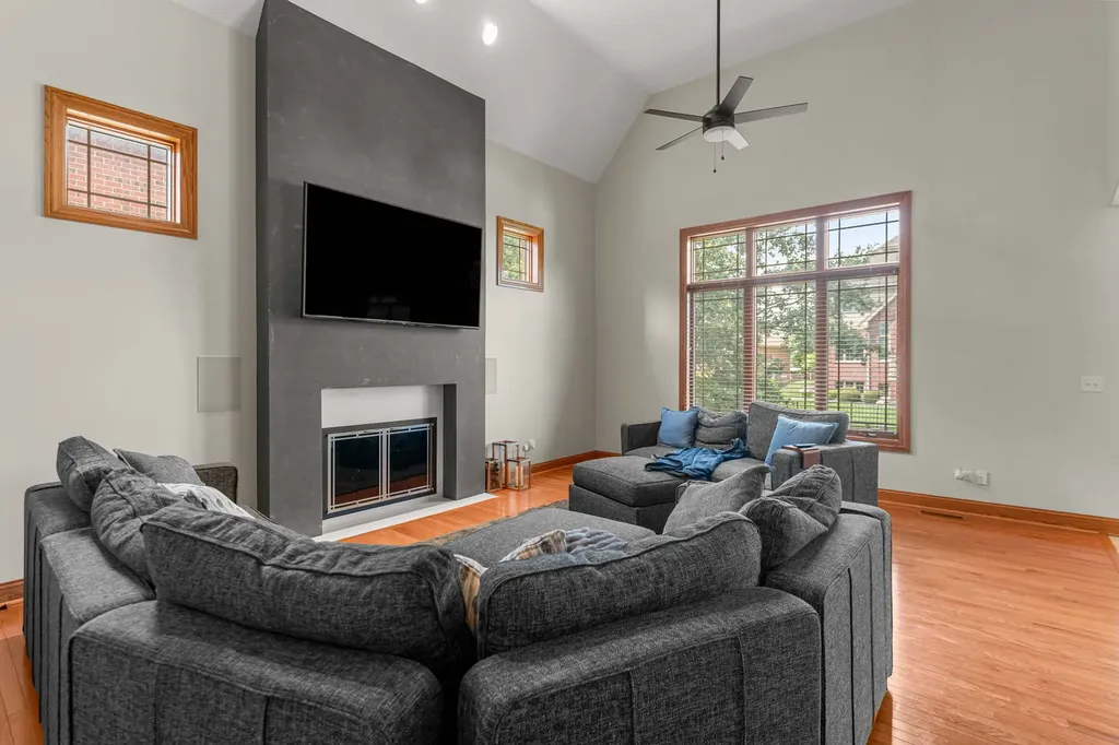 10838 Moose Lane Orland Park IL 60467