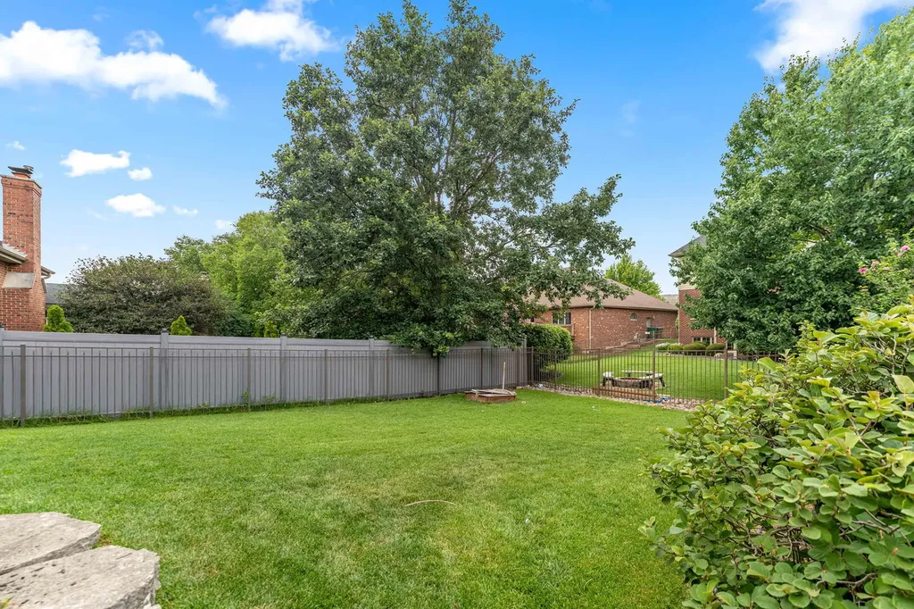 10838 Moose Lane Orland Park IL 60467