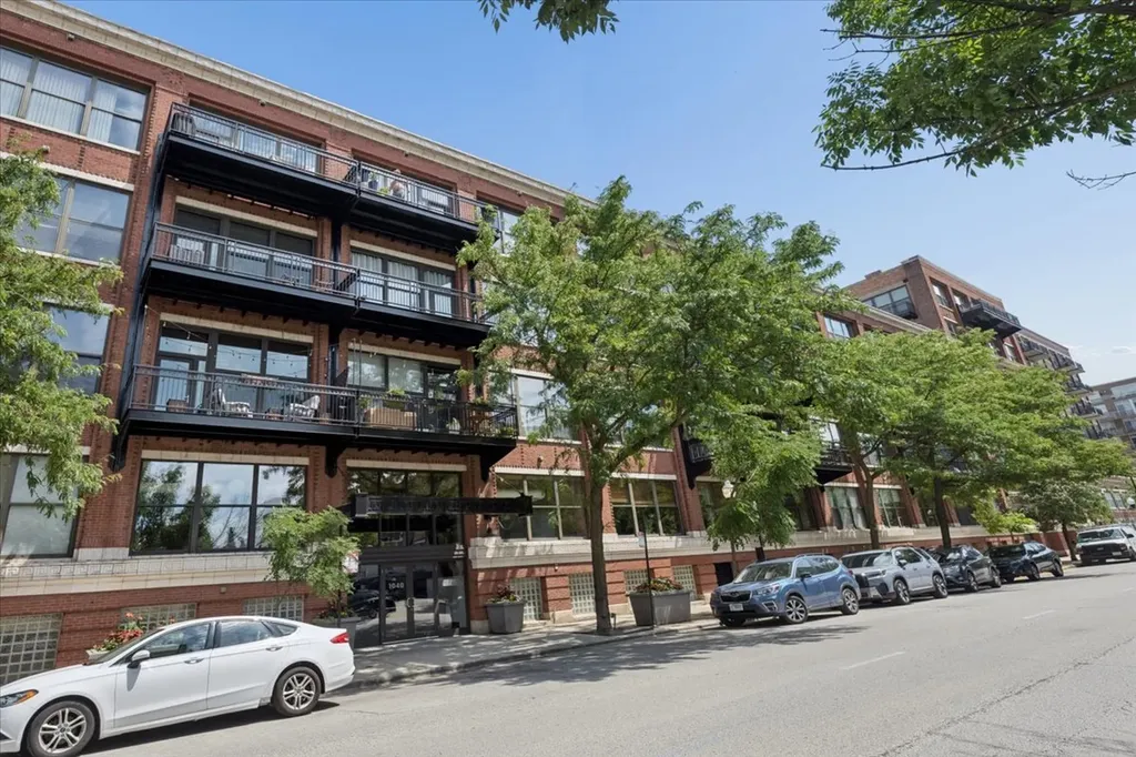 1040 West Adams Street Chicago IL 60607