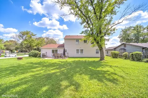 1111 Plum Grove Circle Buffalo Grove IL 60089
