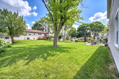 1111 Plum Grove Circle Buffalo Grove IL 60089