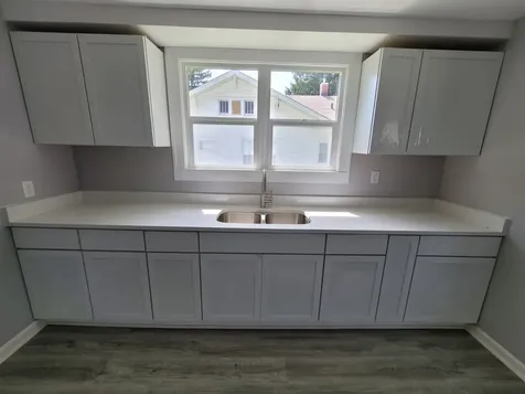 826 Grove Street Aurora IL 60505