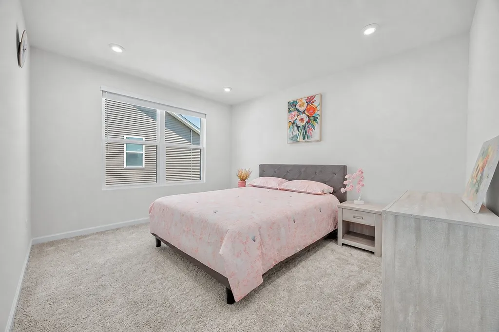 2088 Bent Grass Way Bolingbrook IL 60490