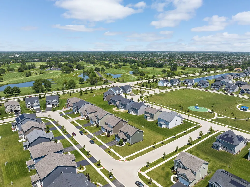 2088 Bent Grass Way Bolingbrook IL 60490