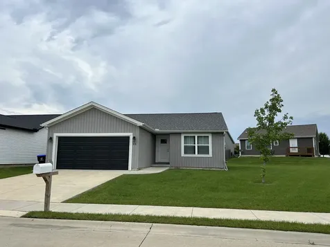 35 Winding Way Bloomington IL 61705