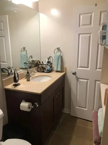 2054 West Chase Avenue Chicago IL 60626