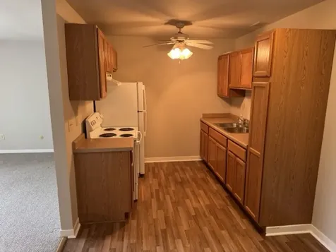 104 West Countryside Parkway Yorkville IL 60560