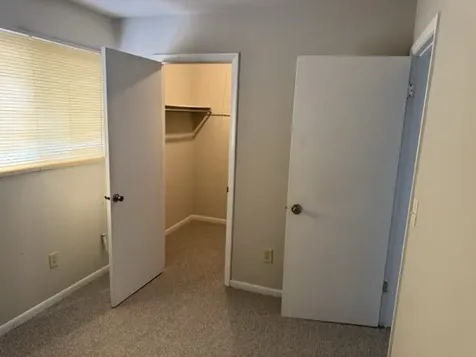 104 West Countryside Parkway Yorkville IL 60560