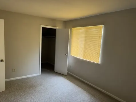 104 West Countryside Parkway Yorkville IL 60560