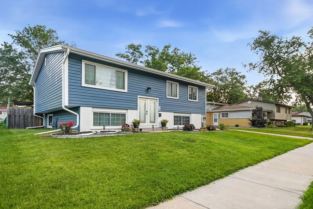 216 Lee Street Park Forest IL 60466