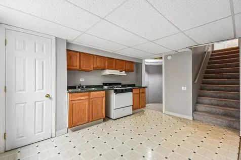 561 Ivory Lane Bartlett IL 60103