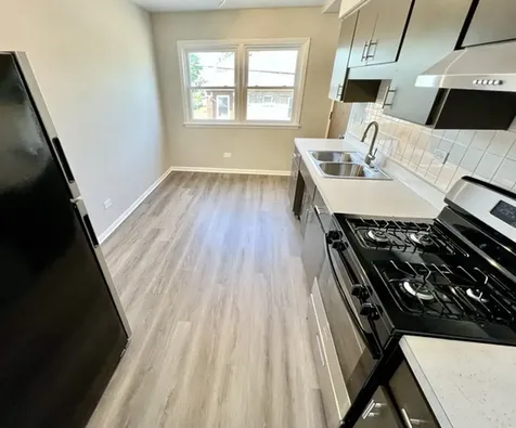 5849 South Francisco Avenue Chicago IL 60629