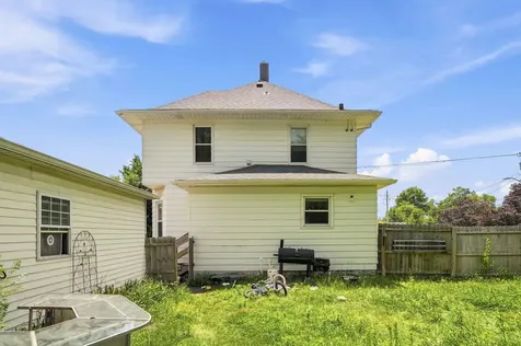 503 21ST Avenue Rock Island IL 61201