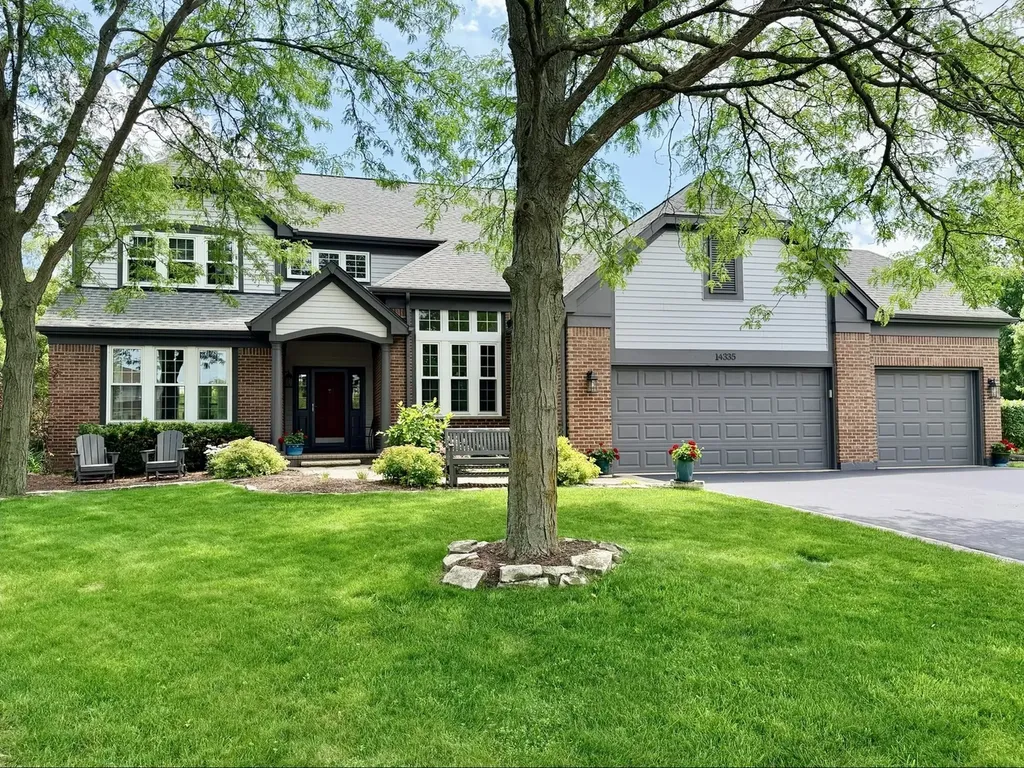 14335 Spring Meadow Court Libertyville IL 60048