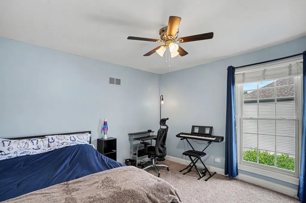 3615 Breitwieser Lane Naperville IL 60564