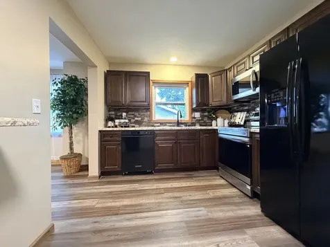 1406 North Glendale Street Marion IL 62959
