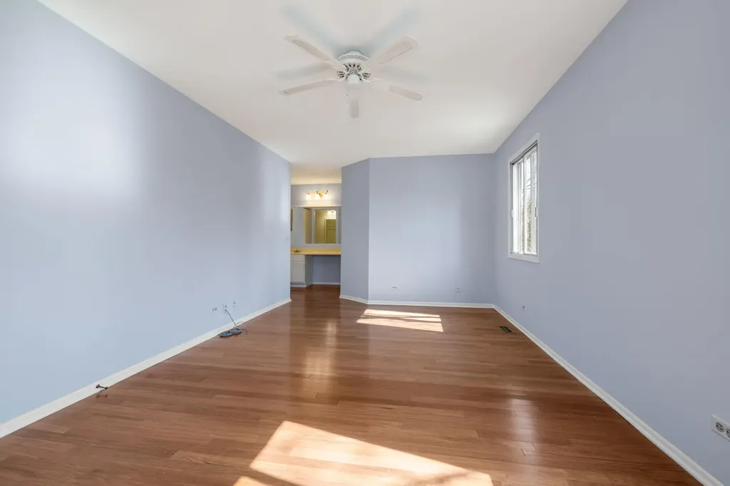 1008 Churchill Drive Naperville IL 60563