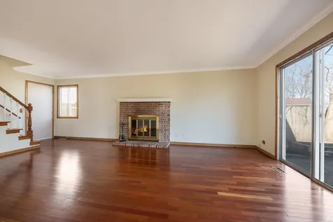 1008 Churchill Drive Naperville IL 60563