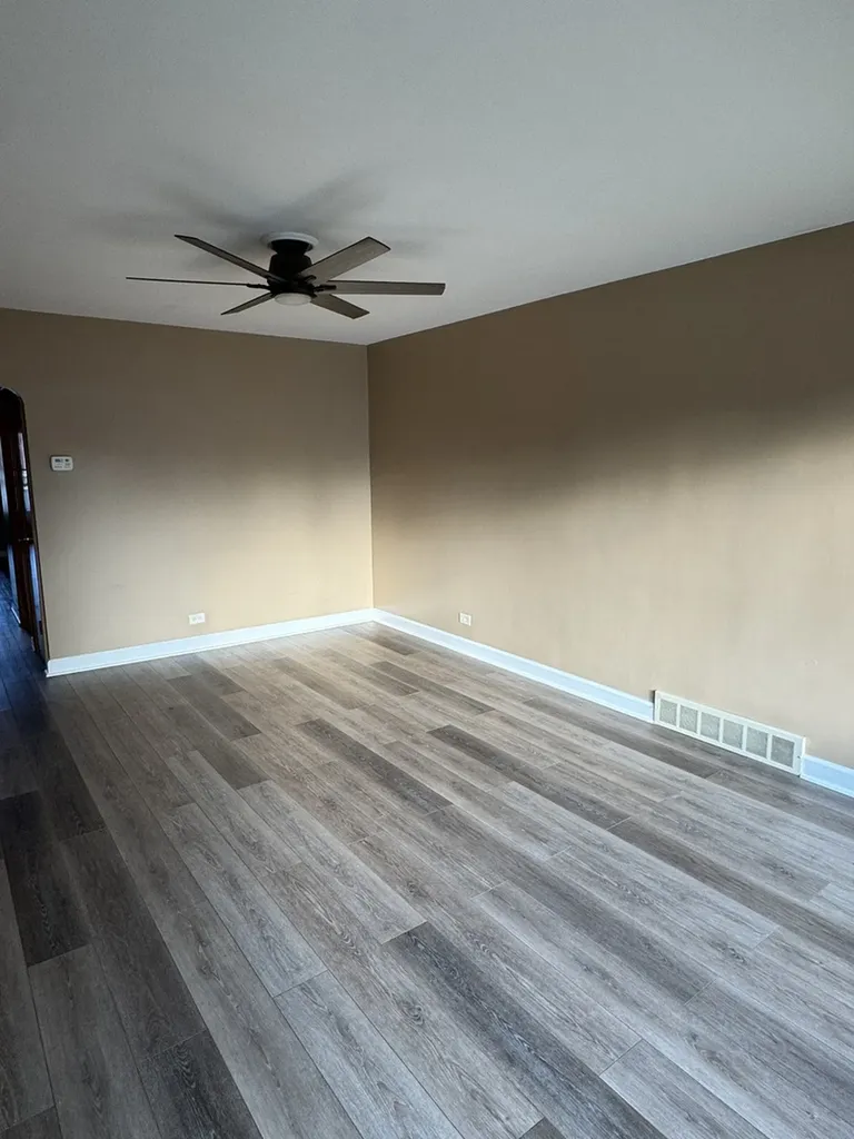 5137 South Lorel Avenue Chicago IL 60638