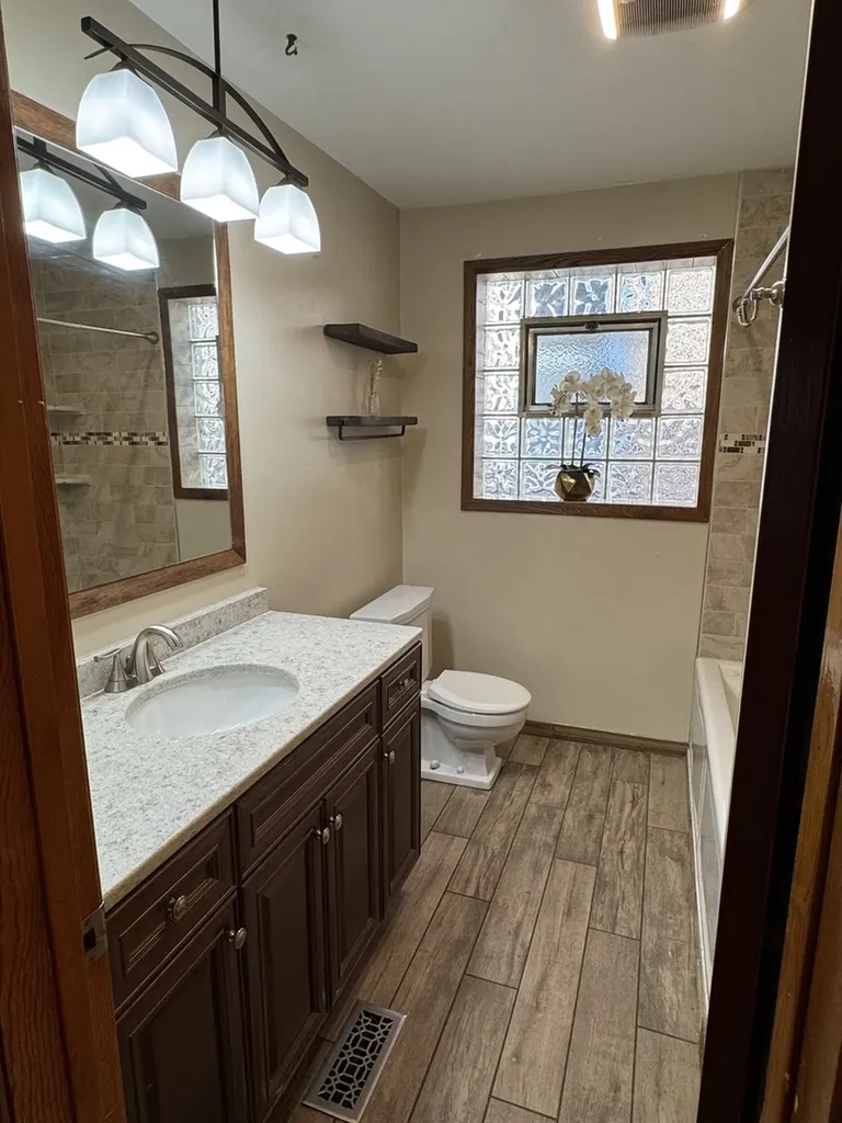 5137 South Lorel Avenue Chicago IL 60638