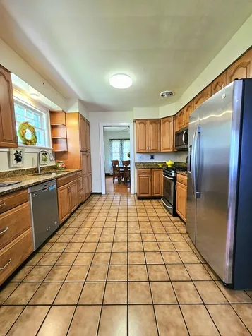 186 North Du Bois Avenue Elgin IL 60123