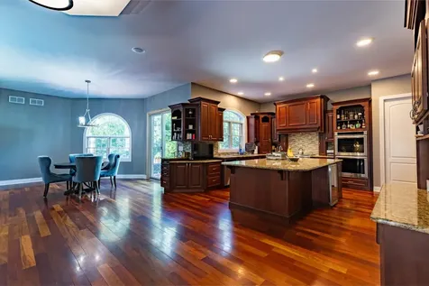 6802 Revere Court Gurnee IL 60031