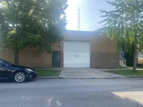 3452 North Elston Avenue Chicago IL 60618