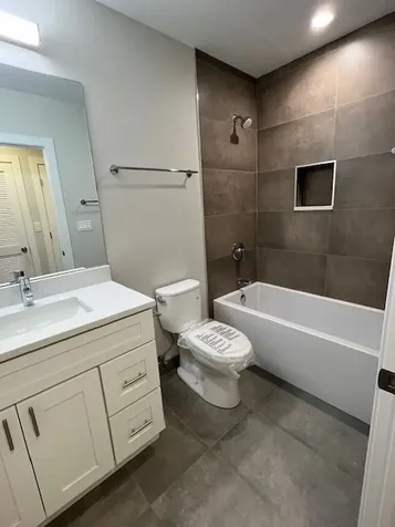 3726 North Racine Avenue Chicago IL 60613