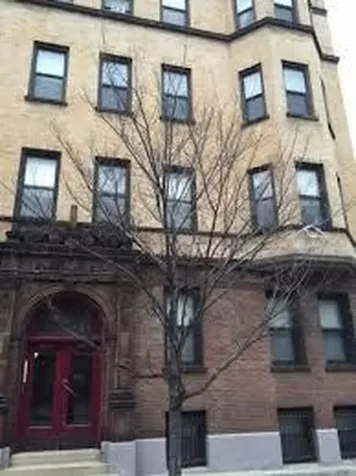 662 West Oakdale Avenue Chicago IL 60657