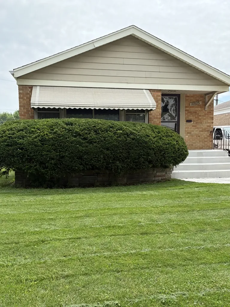 10525 South Millard Avenue Chicago IL 60655