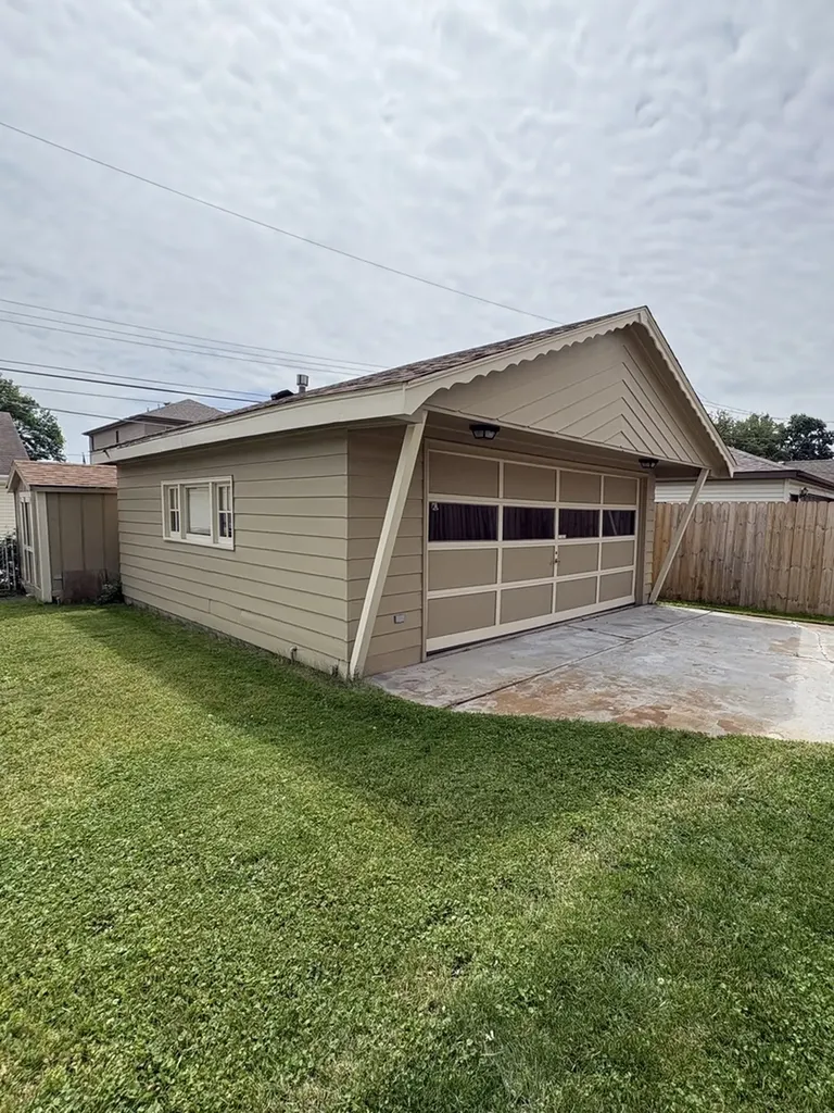 10525 South Millard Avenue Chicago IL 60655