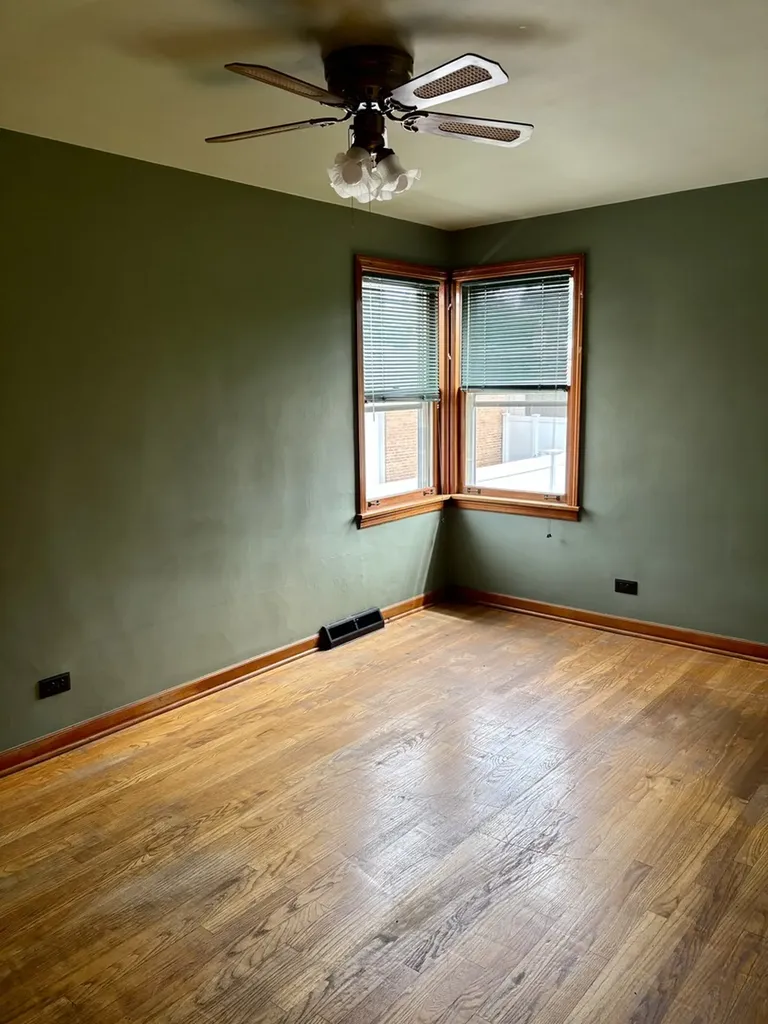 10525 South Millard Avenue Chicago IL 60655