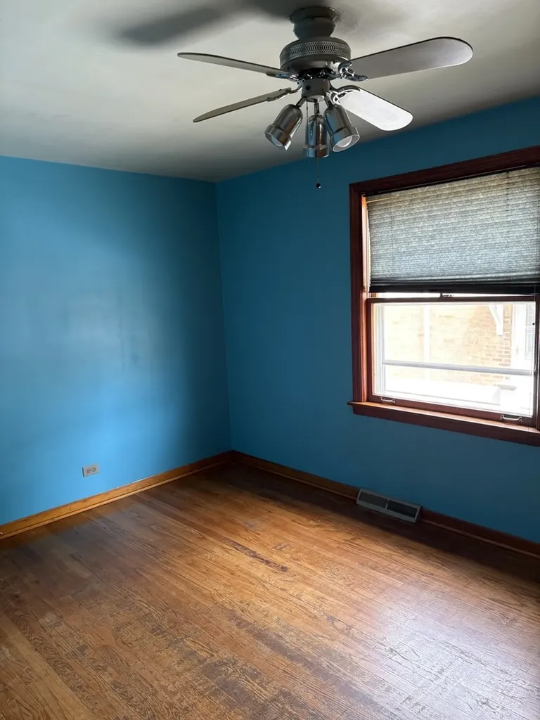 10525 South Millard Avenue Chicago IL 60655