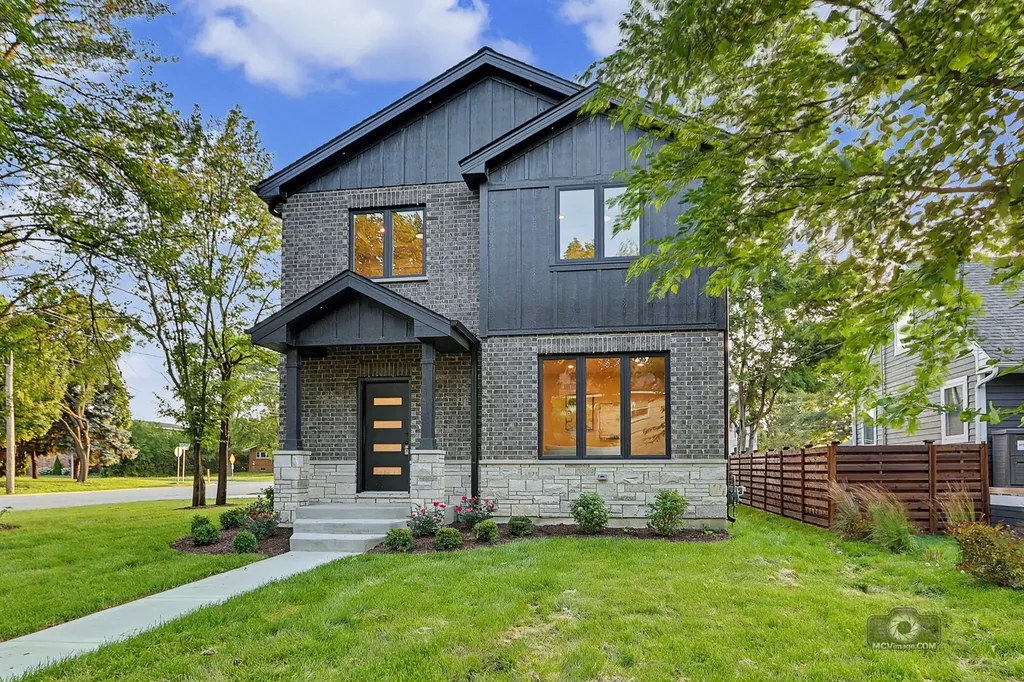 5604 South 7th Avenue Countryside IL 60525