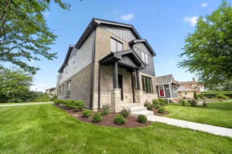 5604 South 7th Avenue Countryside IL 60525