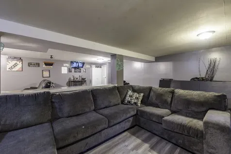 2408 Elim Avenue Zion IL 60099