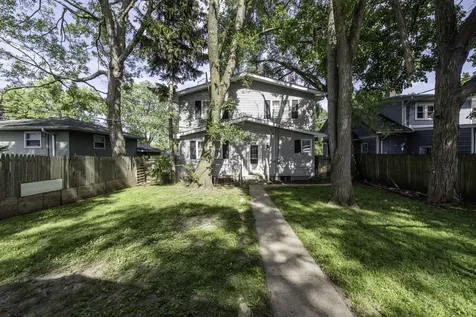 2408 Elim Avenue Zion IL 60099